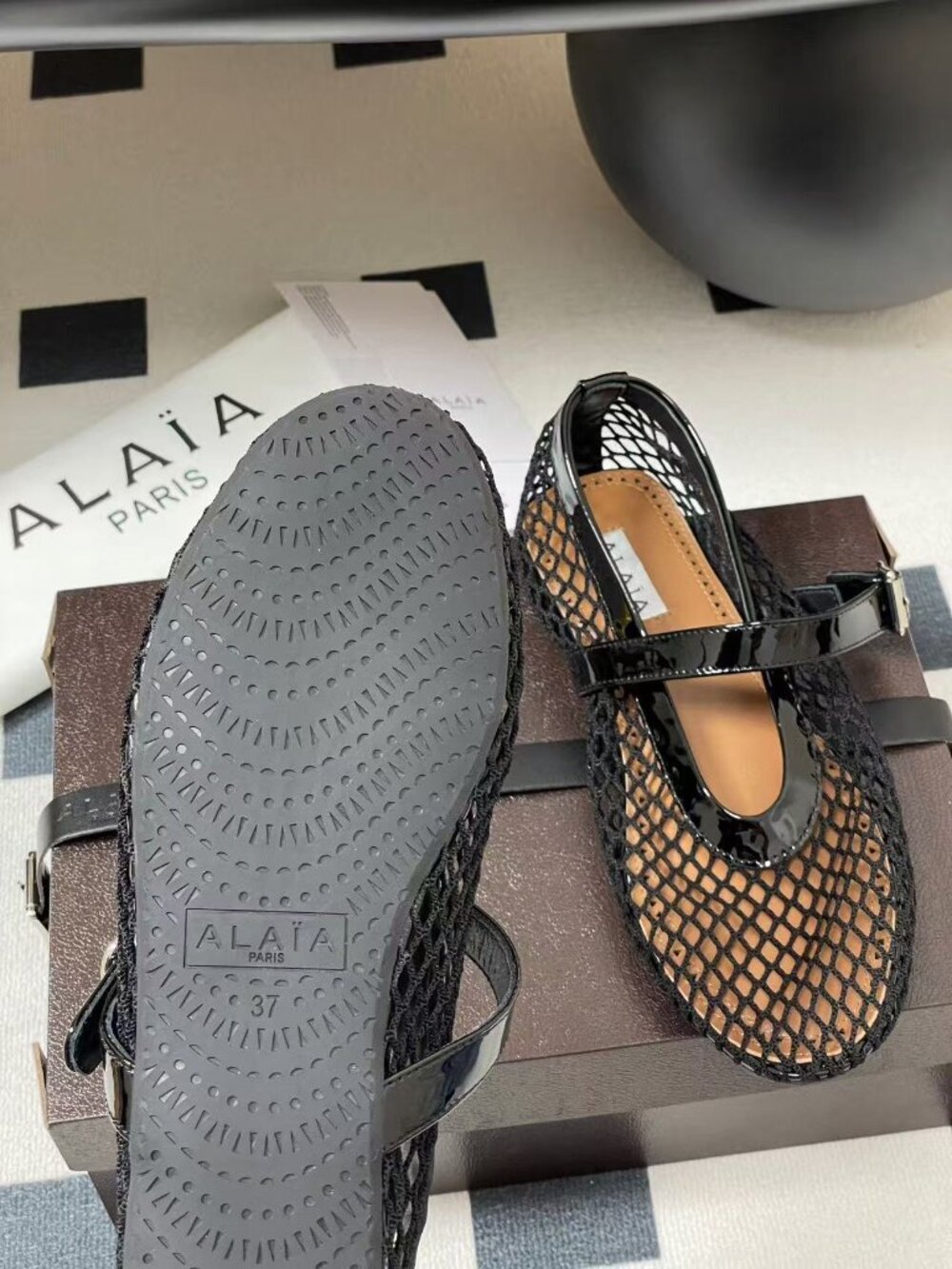 ALAIA French Ballet Flats: Stunningly Beautiful Openwork Fishnet Shoes 🔥 - Picture 7 of 8